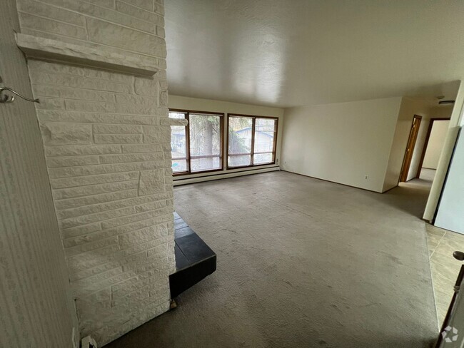 Building Photo - 1319 Turpin St Unit TP # 1319 Rental