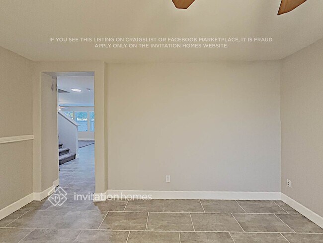 Photo - 894 E Daniella Dr