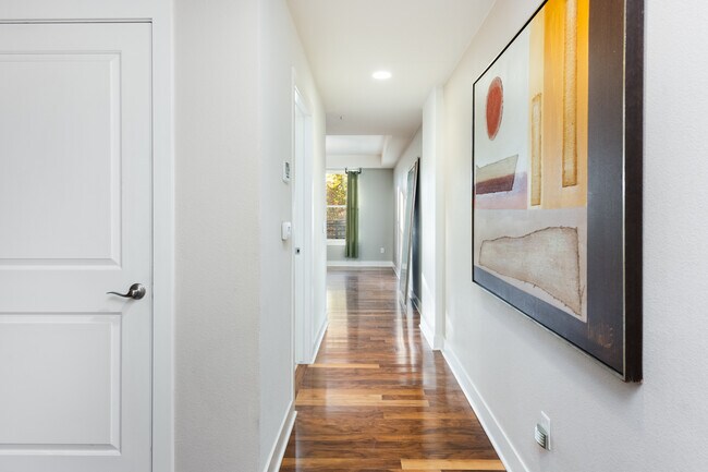 Hardwood Floors - 2240 N Clay St Unit 208