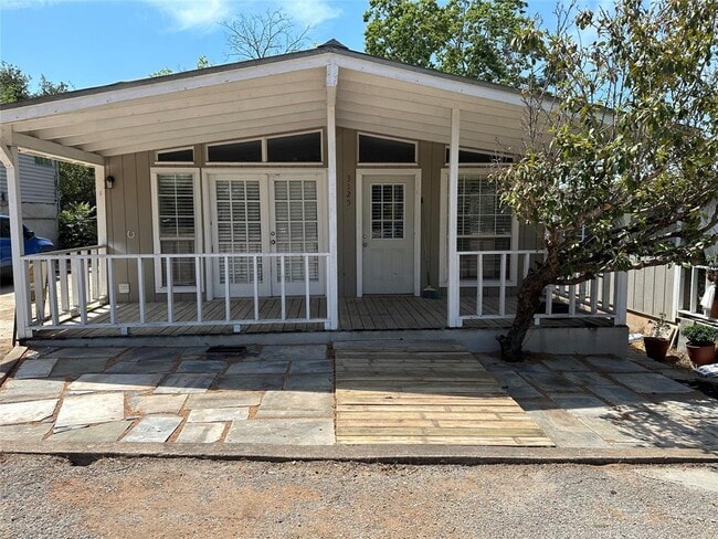 Building Photo - 3125 Fritz Hughes Park Rd