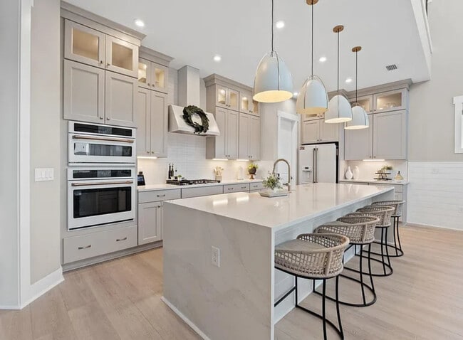 Photo - 130 Pennekamp Ln