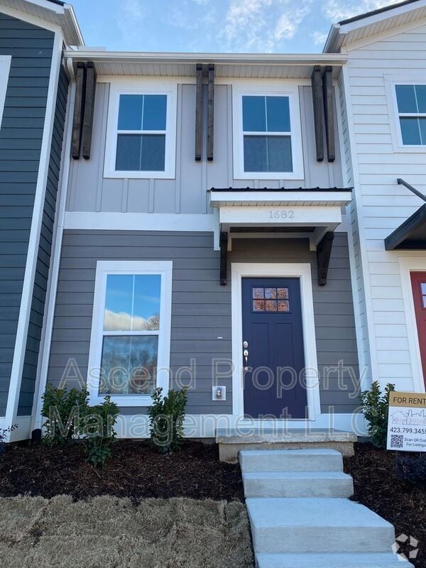 Building Photo - 1682 S Watkins St Rental