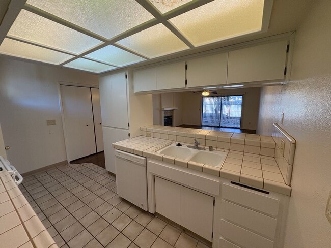 Photo - NW Condo coming soon!