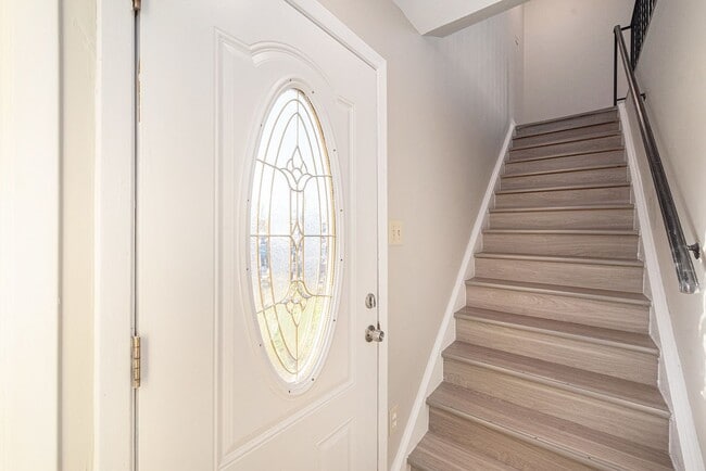 Photo - Updated 2 Bed 1 Bath Townhome in HAMPDEN V...