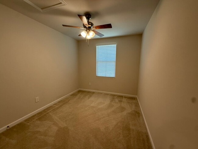 Photo - Modern 3-Bedroom Townhome in Arden Woods