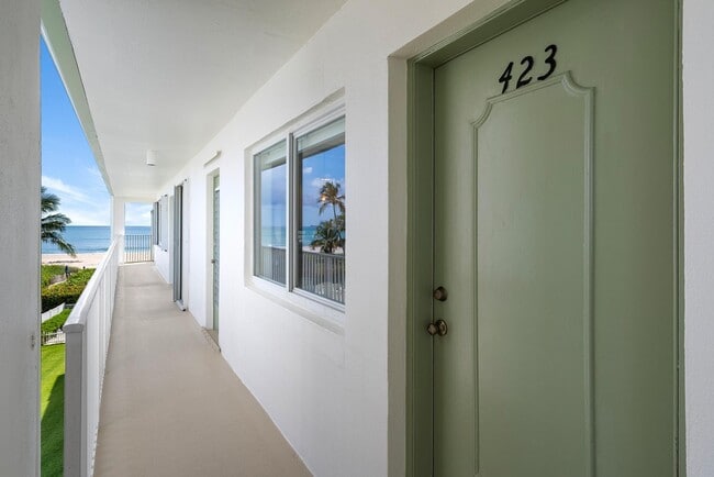 Photo - 3600 N Ocean Dr Unit 423