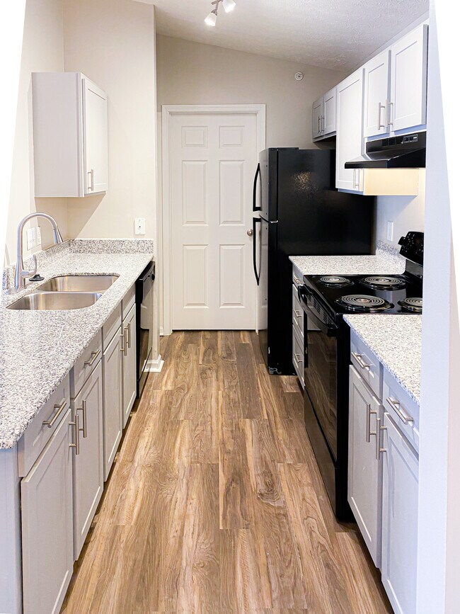 Photo - EAGLE CHASE APARTMENTS