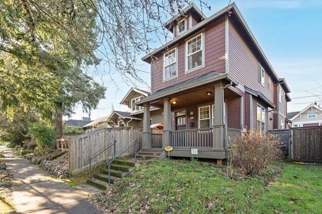 Photo - Beautiful 3-bdrm/2.5-bath contemporary craft home w/ lots of character. A/C, fireplace, fenced ba...