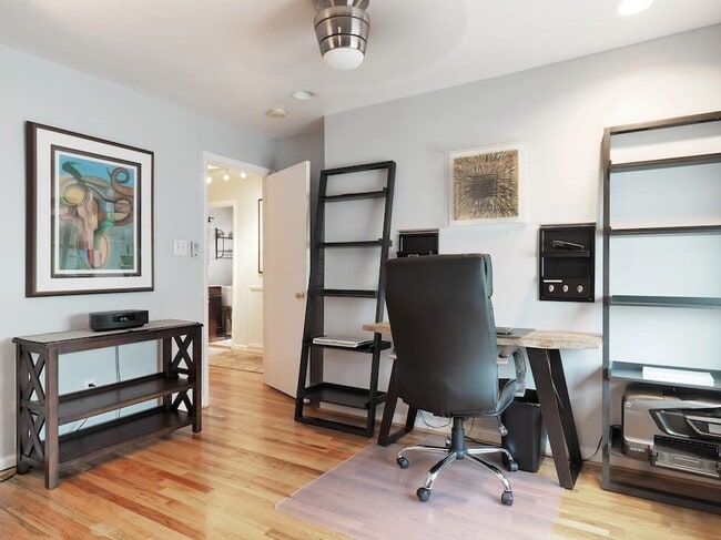 2nd room used as an office - 1301 Chillum Rd Unit Apt A