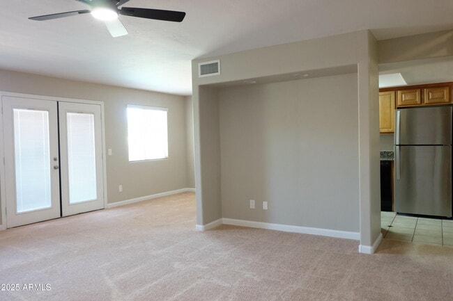 Building Photo - 151 E Broadway Rd Unit 206 Rental