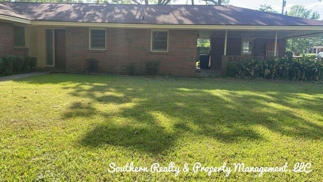 Photo - Churchill Estates Corner Lot