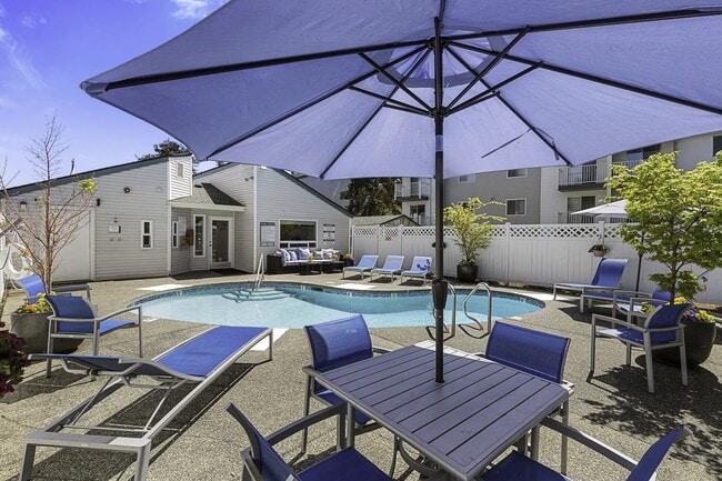 Park 212 Apartment Homes