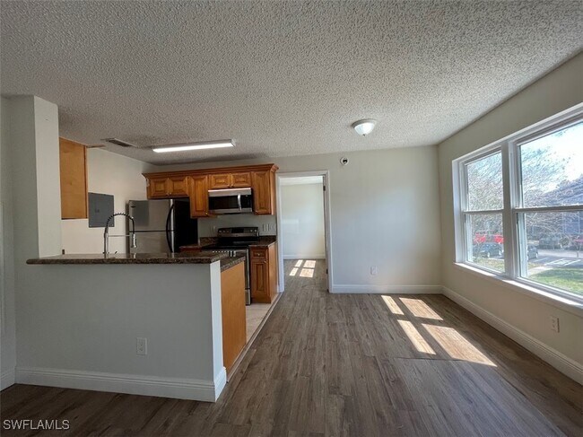 Photo - 2585 Grassy Point Dr Unit 201