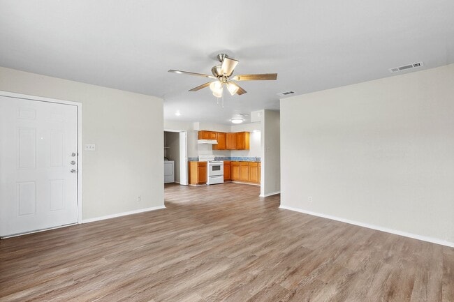 Photo - 101/103 Lockhart St. Unit 101