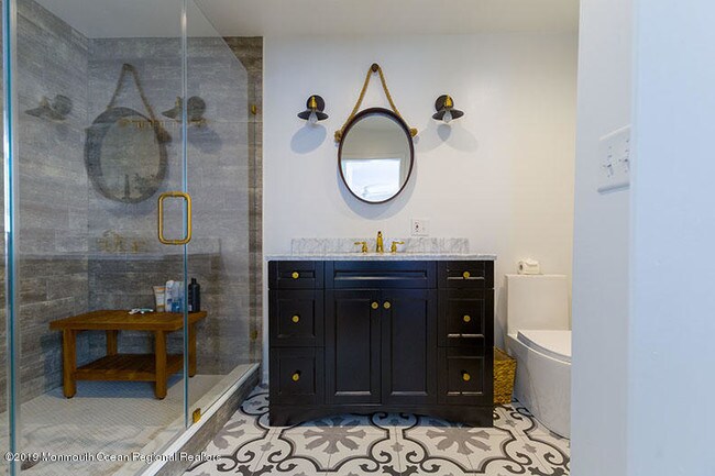 Photo - 7 Atlantic Ave