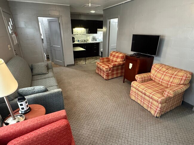 Photo - 242 N Worthy St