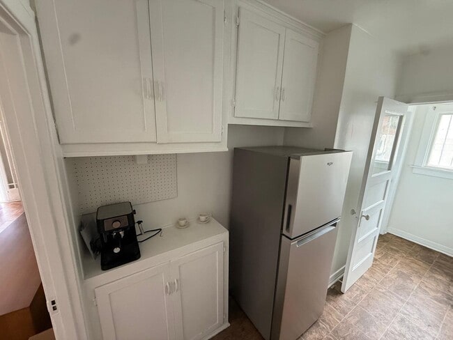 Photo - 4625 Kingswell Ave Unit 4625