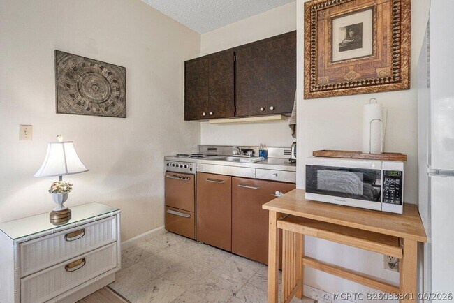 Photo - 11863 Wimbledon Cir Unit 427