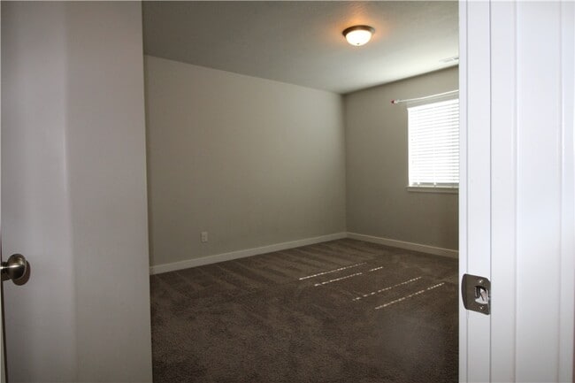 Photo - 497 E Rue Cournot