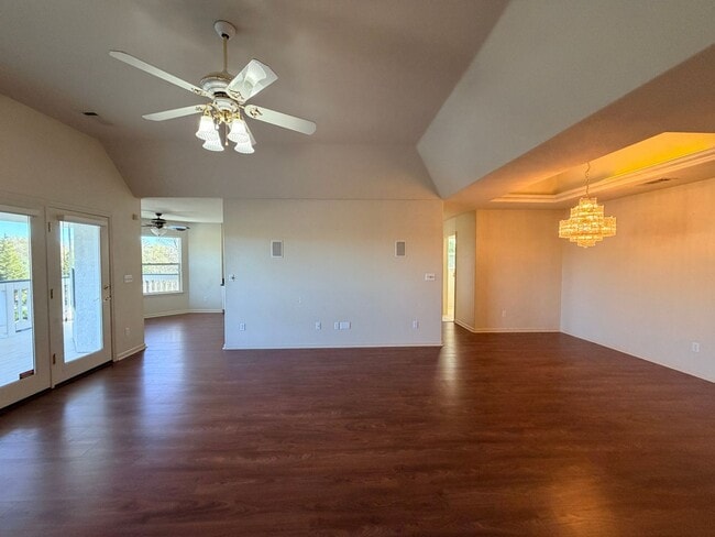 Photo - Beautiful Lakefront Home in the Vineyard! 55+ community