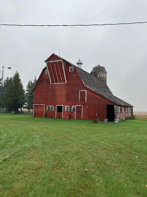 Photo - 46456 900th St