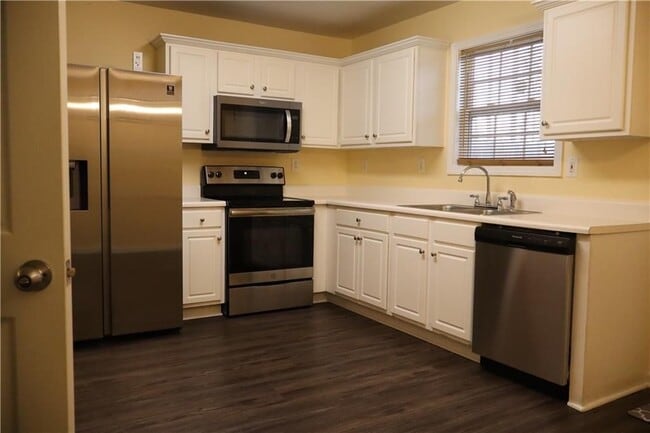 Photo - 118 Hiram Terrace