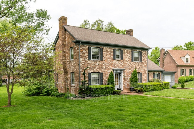 Photo - 149 Westgate Dr