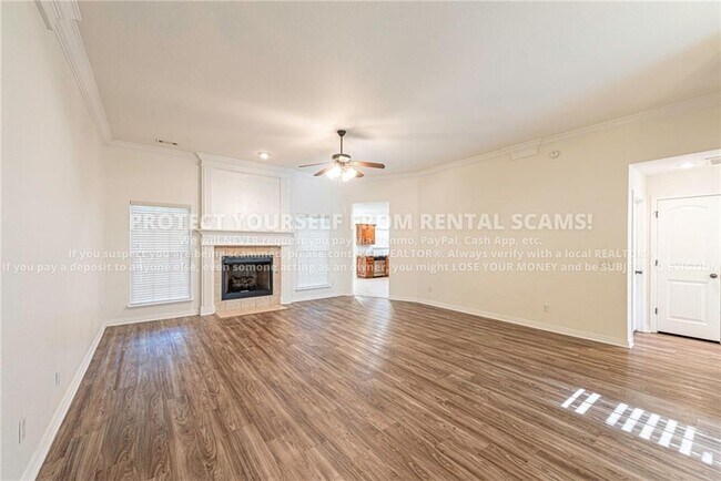 Photo - 1689 N Oakhaven Pl