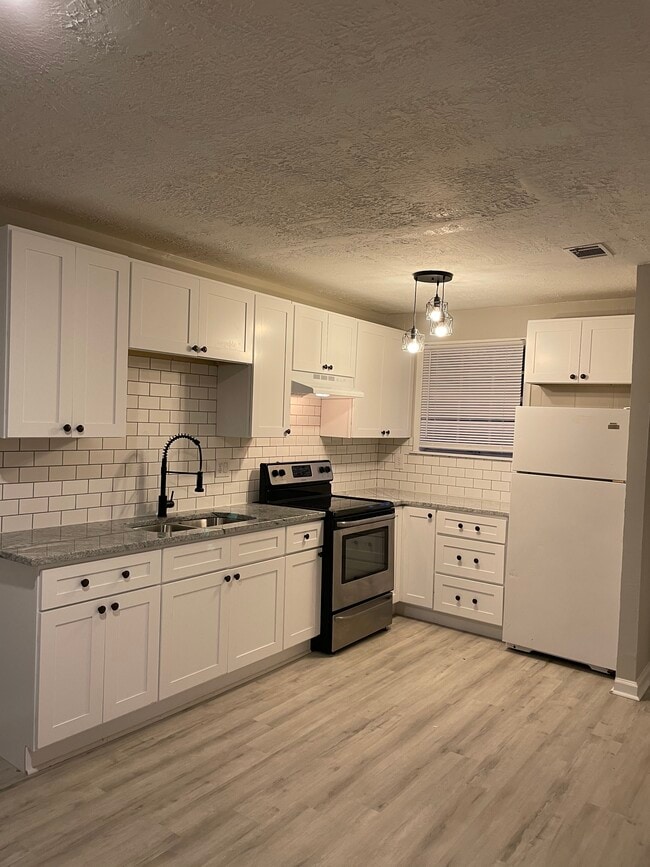 Photo - 2839 Lumpkin Rd Unit B