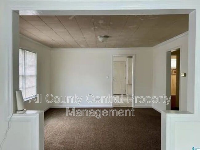 Photo - 5417 Holland Ave