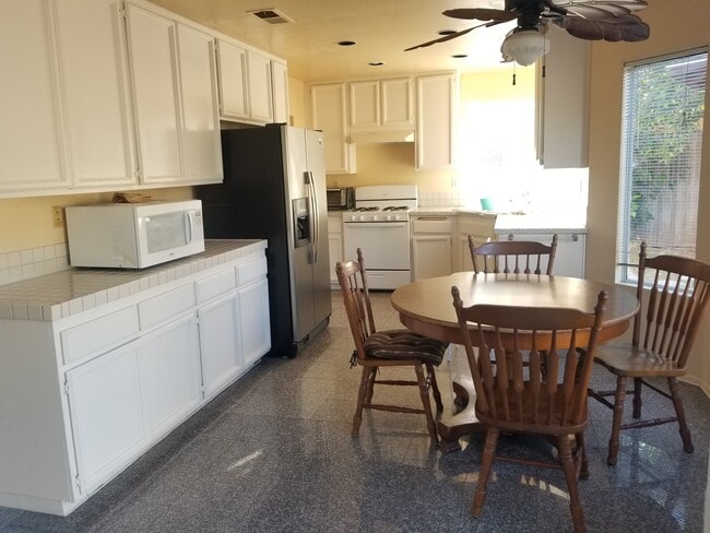 Photo - 11715 Thomas Hayes Ln