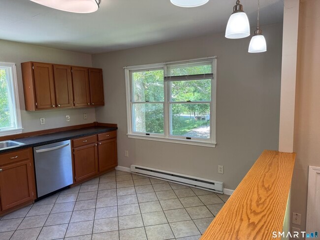 Photo - 308 Noank Ledyard Rd