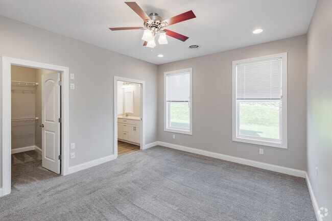 2BR, 2BA - 1,350SF - Bedroom - Shannon Mills