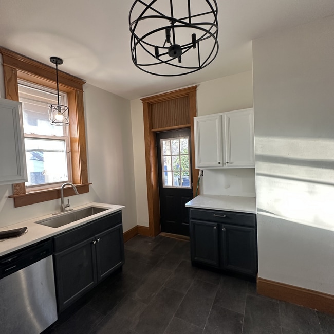 Photo - 336 S 16th St Unit 334