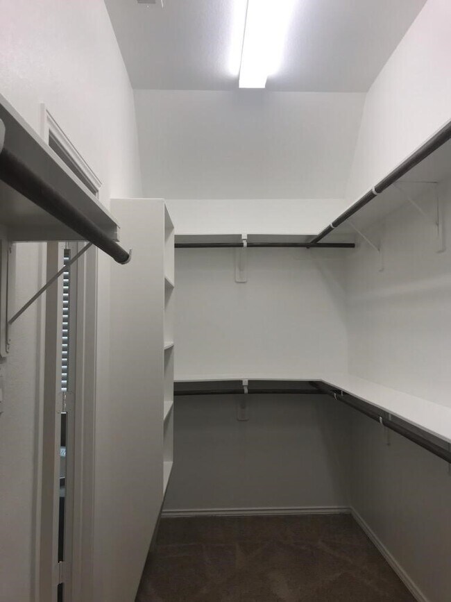 Photo - 23826 Via Viale Dr