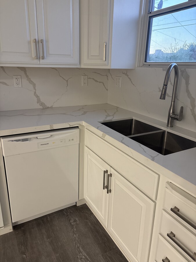 Photo - 525 Eureka Ave