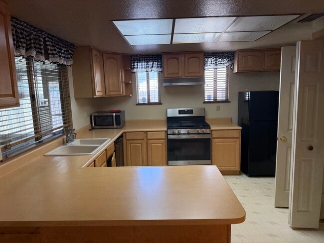 Cocina - 8944 Canberra Dr