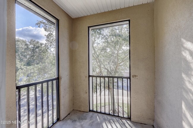 Photo - 12301 Kernan Forest Blvd Unidad 2106