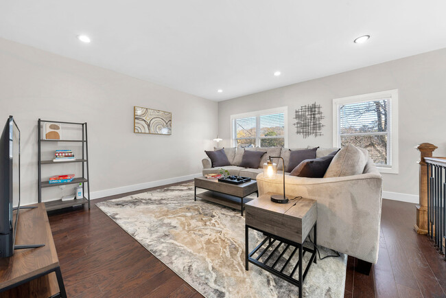 Photo - 201 Clay St SE Apartment Unit ID1019265P