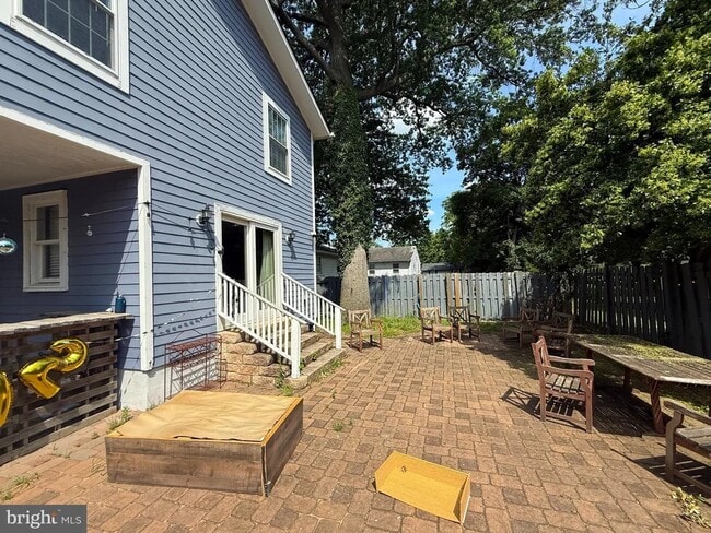 Photo - 7507 Dartmouth Ave