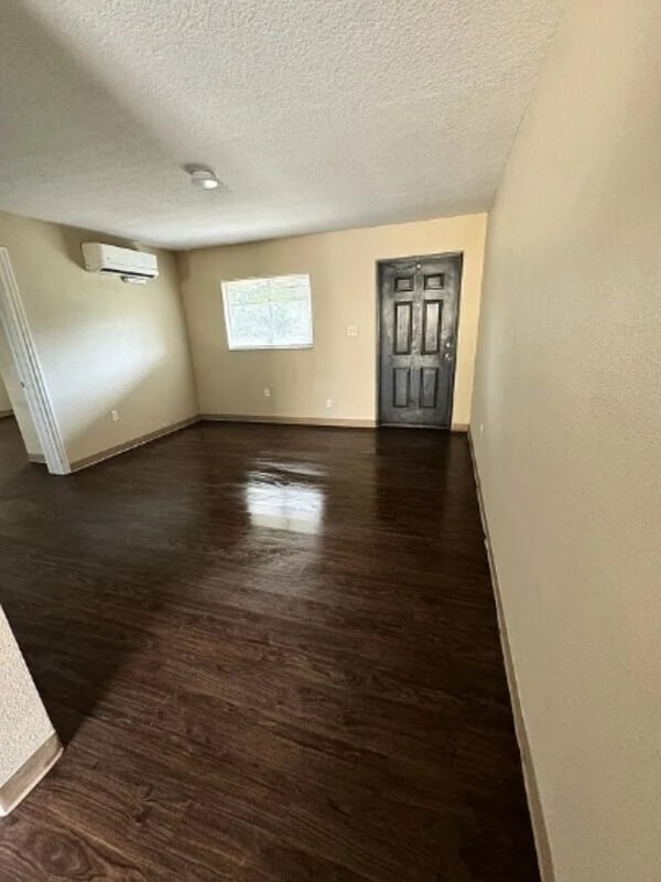 Photo - 3098 Long St Unit 16