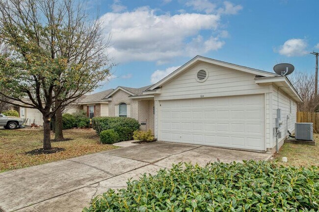 Photo - 104 Pinnacle Dr