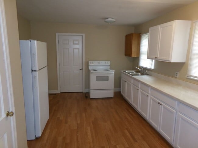 Photo - Newly Renovated!