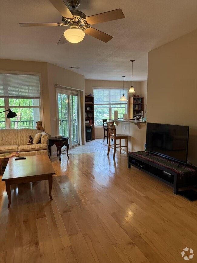 Building Photo - 331 Scio Village Ct Unit 288 Rental