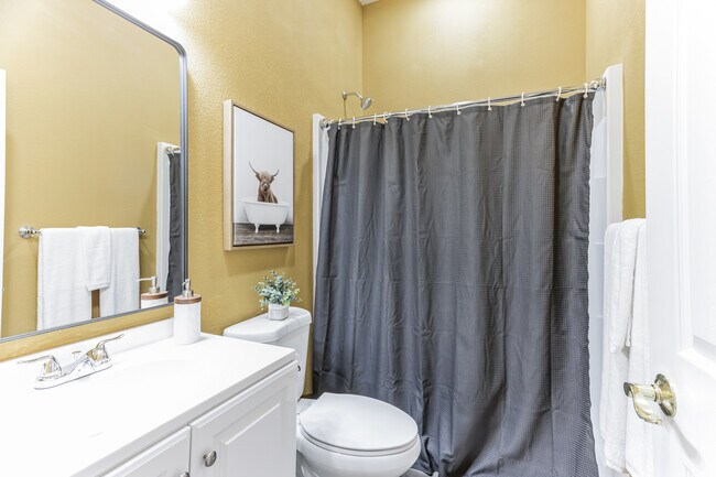 Photo - 256 Douglas Ln