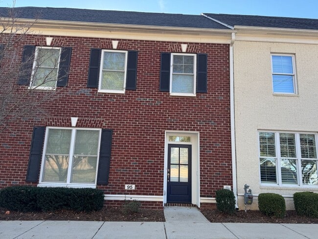 Building Photo - Available to Show