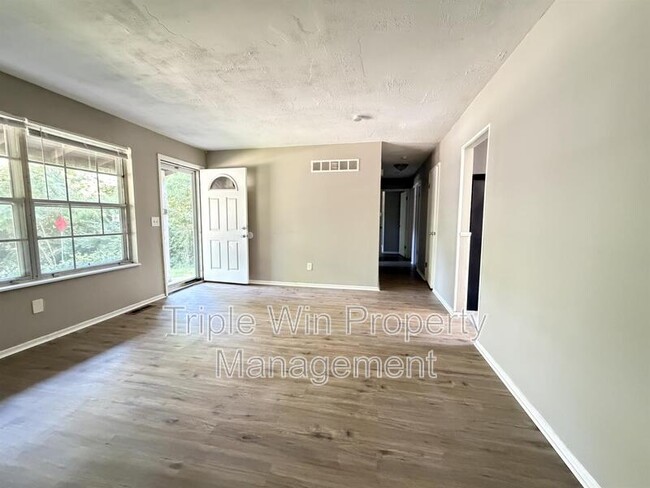 Photo - 762 Del Marco Dr