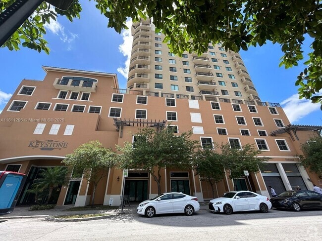 Building Photo - 4242 NW 2nd St Unit 1502 Rental