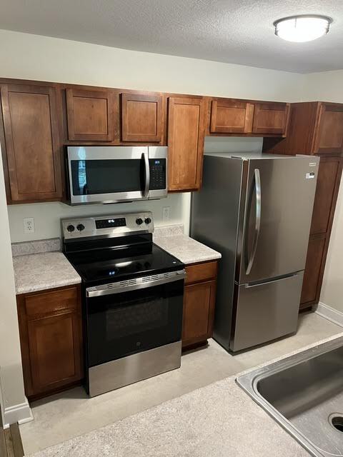 64 Foxden Dr Unit 201