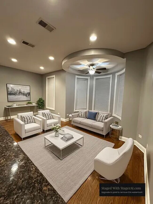 Photo - 4111 S Indiana Ave Unit #2